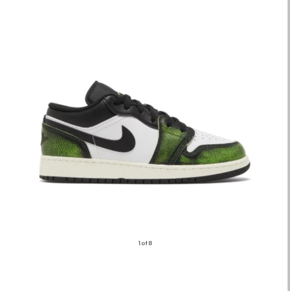 Jordan Youth WEAR away low tops, Electric green size 6 1/2 youth